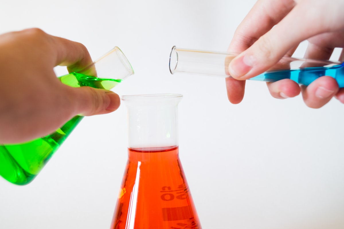 Study materials and resources used by physics olympiad candidates for exam preparation